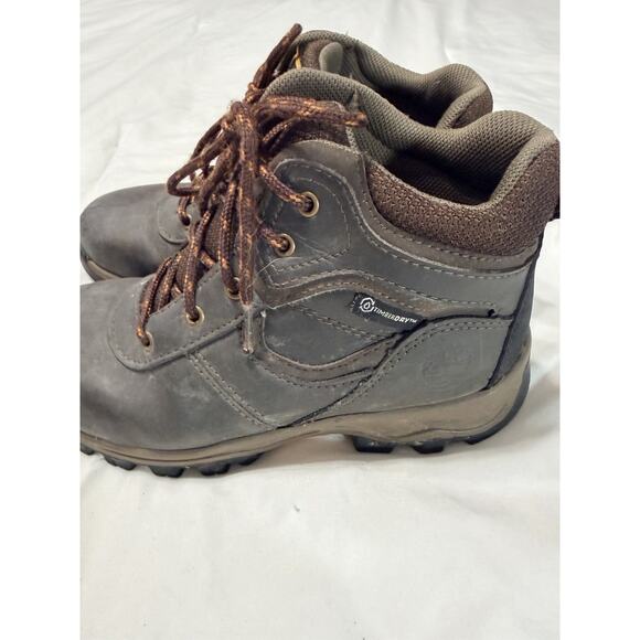 Timberland boots - hiking, waterproof, snow - kids size 1.5 - Picture 6 of 6